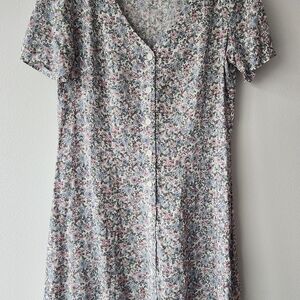H&M Divided Floral Button-Front Mini Dress 👀BUNDLE😍SAVE🥳